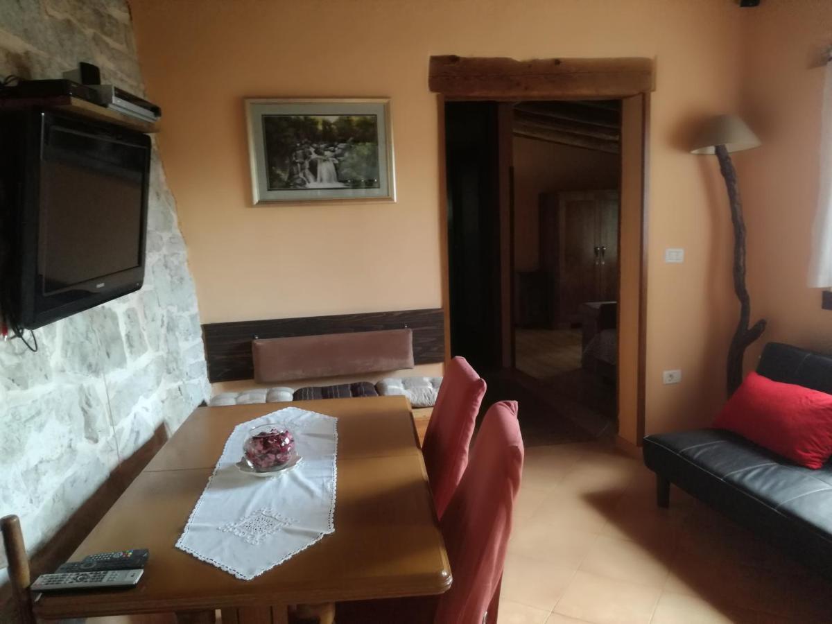 House Roko Villa Zminj Ngoại thất bức ảnh